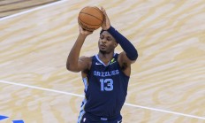 开云体育入口-包含马刺力克灰熊，德罗赞再次展现得分能力的词条