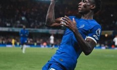 开云平台-关于前锋连续比赛进球，成为球队锋线利器的信息