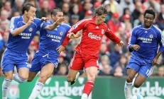 开云下载-奥斯梅恩刷新纪录之夜，土耳其打穿乌拉圭的战术启示