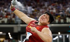 开云下载-芬兰选手在田径赛场上夺冠，英姿飒爽的简单介绍