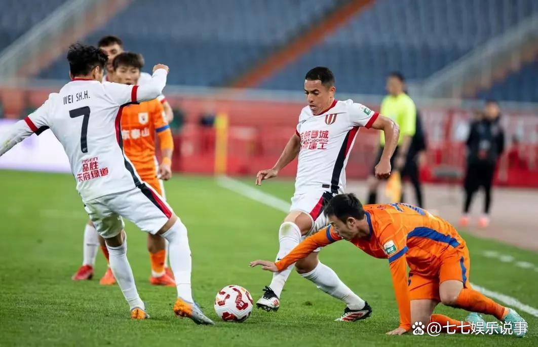 球队备战关键战役，需提升士气