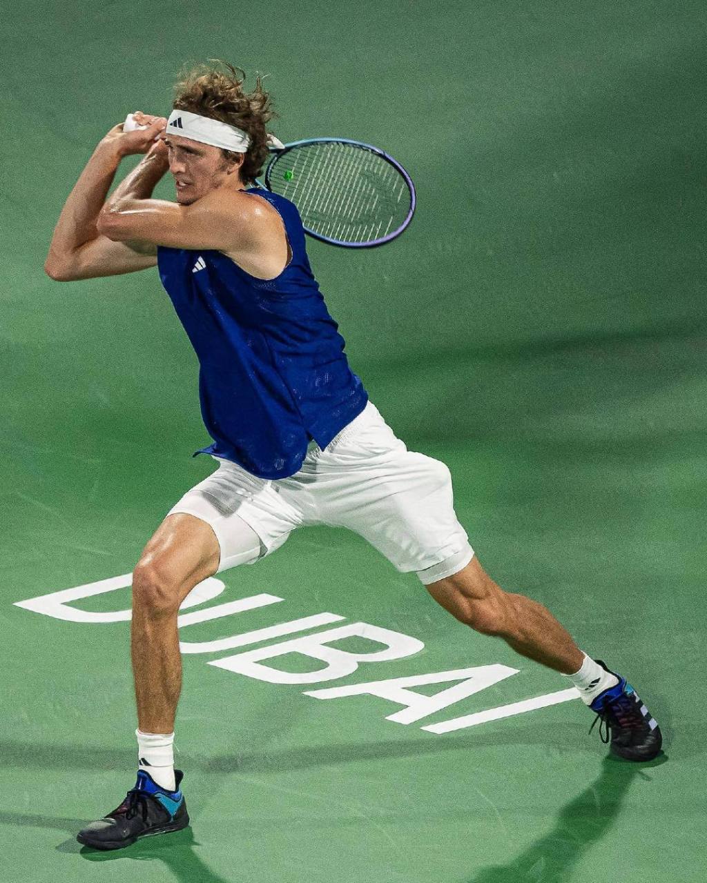 包含日本网球队横扫德国网球队，兹维列夫爆发神勇的词条