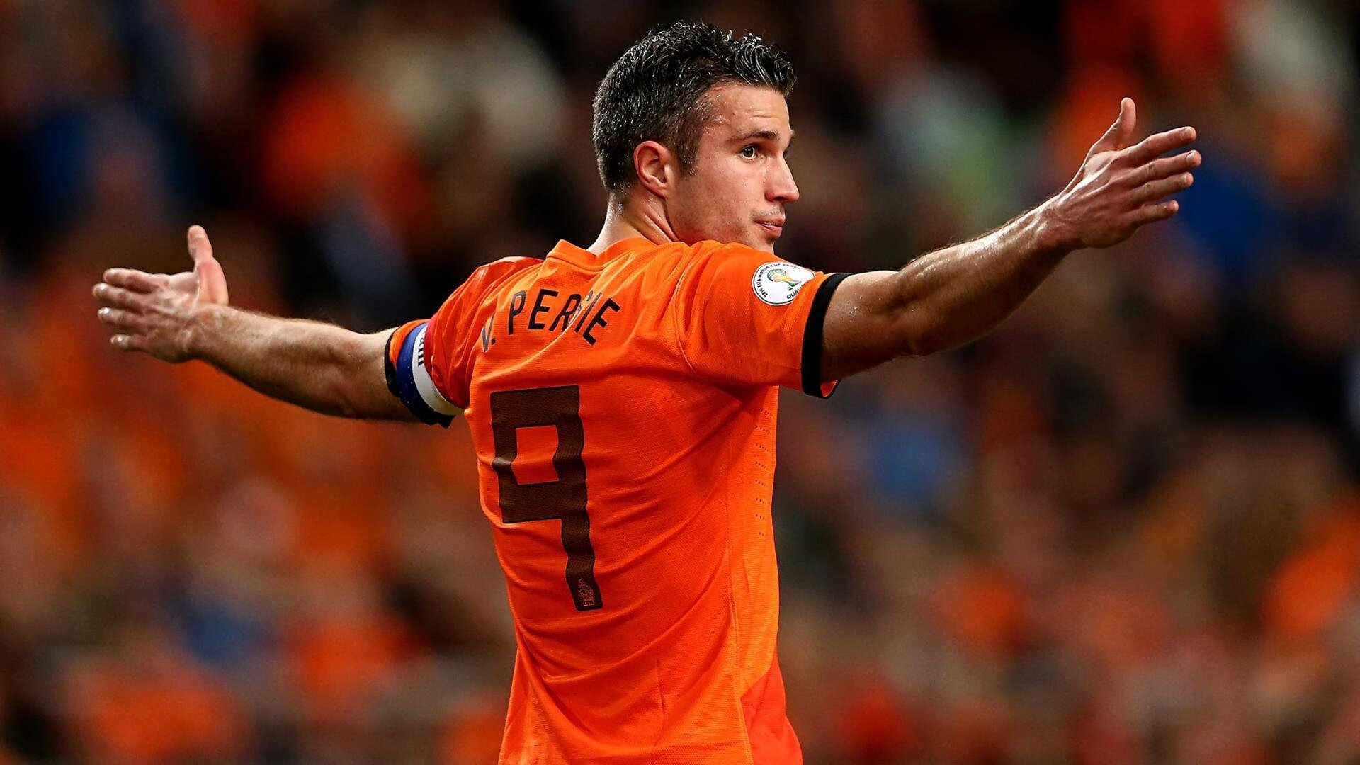 当绿军轻骑掠过麦迪逊，丹佛高原的巨人正俯瞰众生